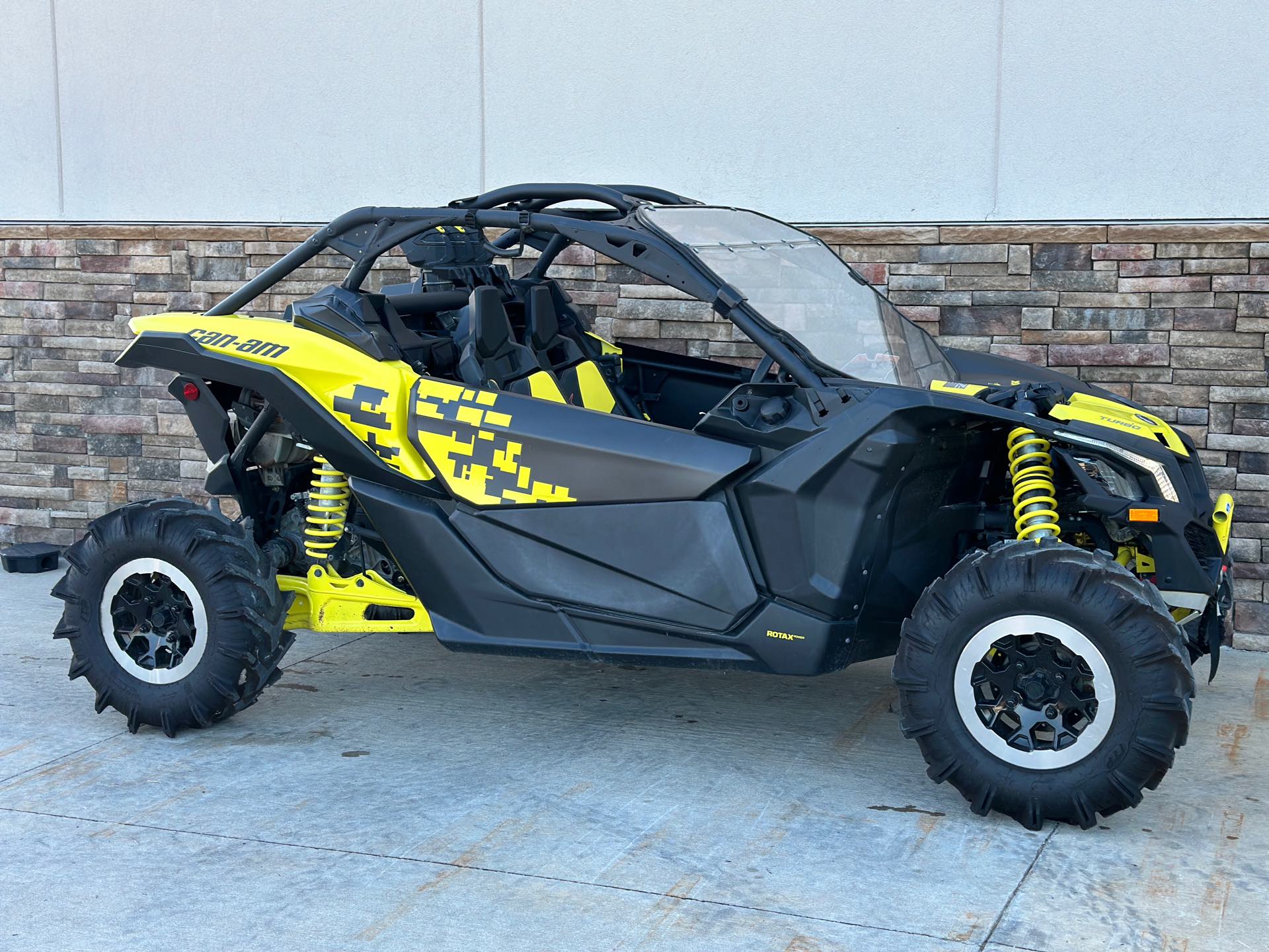 2019 Can-Am Maverick X3 X mr TURBO at Head Indian Motorcycle