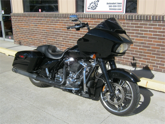 2017 Harley-Davidson Road Glide Special at Brenny's Motorcycle Clinic, Bettendorf, IA 52722