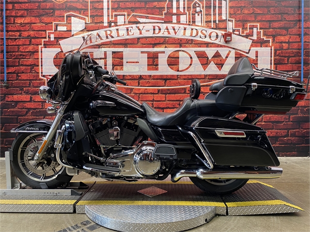 2014 Harley-Davidson Electra Glide Ultra Classic at Chi-Town Harley-Davidson
