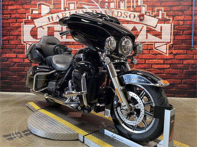 2014 Harley-Davidson Electra Glide Ultra Classic at Chi-Town Harley-Davidson