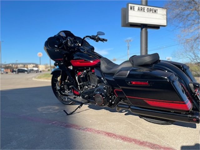 2021 Harley-Davidson Touring FLTRXSE CVO Road Glide at Harley-Davidson of Waco