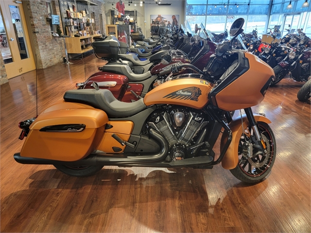 2023 Indian Motorcycle Challenger Dark Horse at Indian Motorcycle of Northern Kentucky