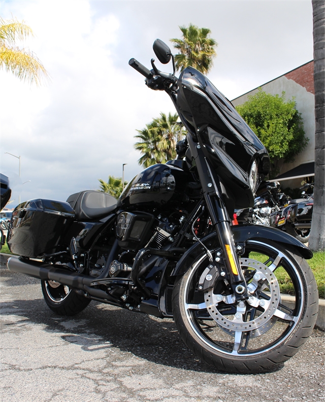 2024 Harley-Davidson Street Glide Base at Quaid Harley-Davidson, Loma Linda, CA 92354