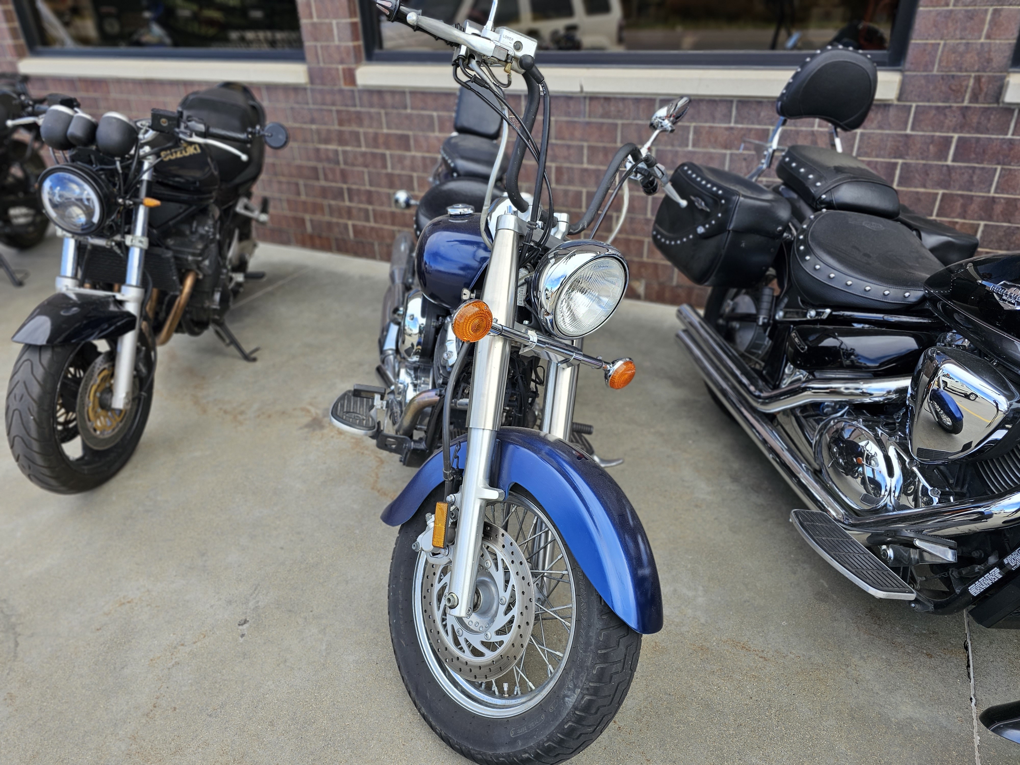 2003 YAM XVS65 at Rooster's Harley Davidson