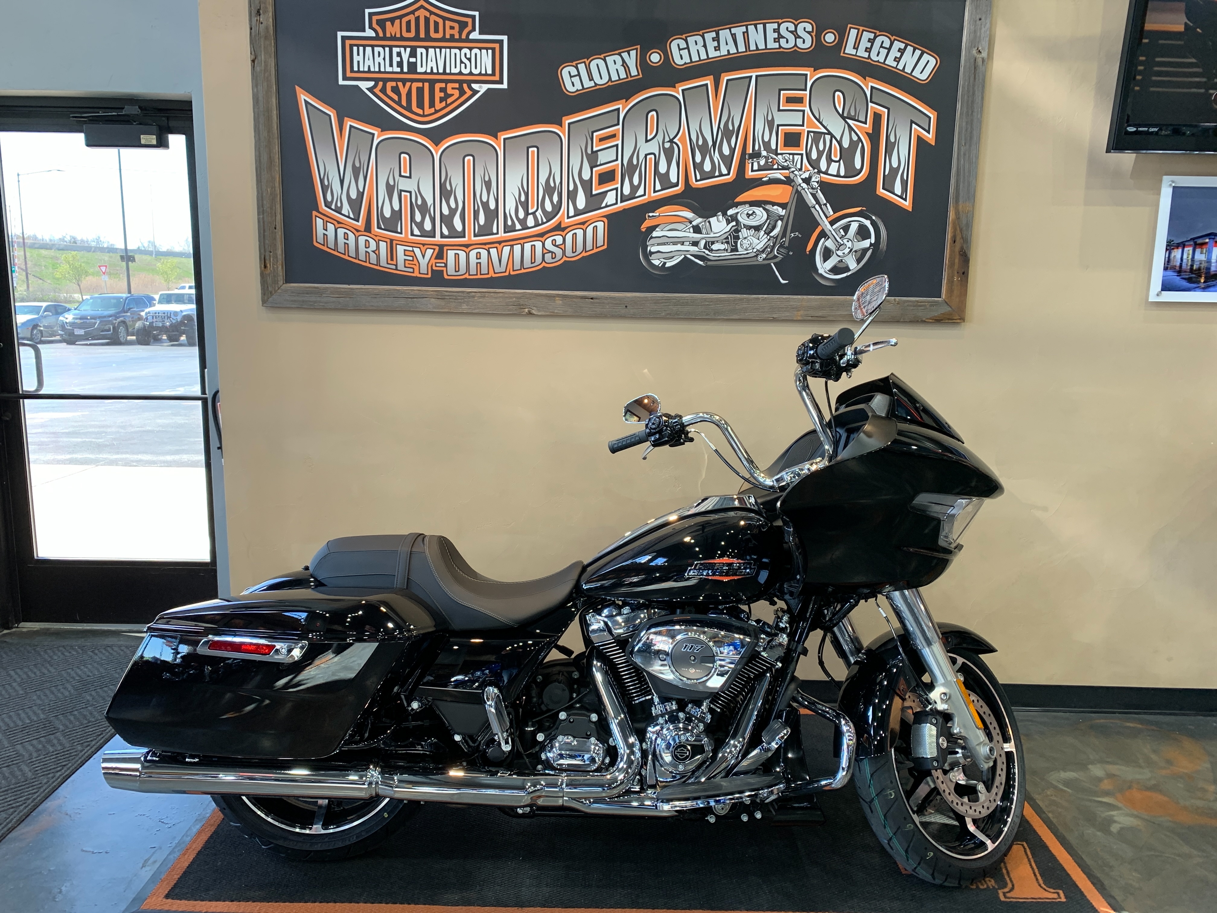 2024 Harley-Davidson Road Glide Base at Vandervest Harley-Davidson, Green Bay, WI 54303