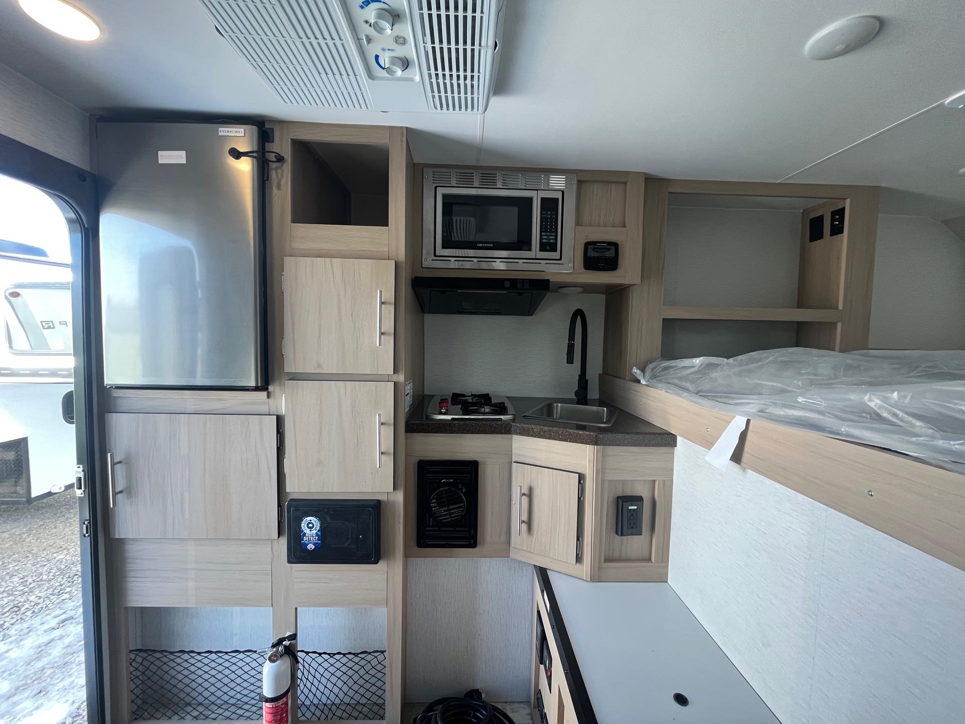 2023 Travel Lite 650U at Prosser's Premium RV Outlet