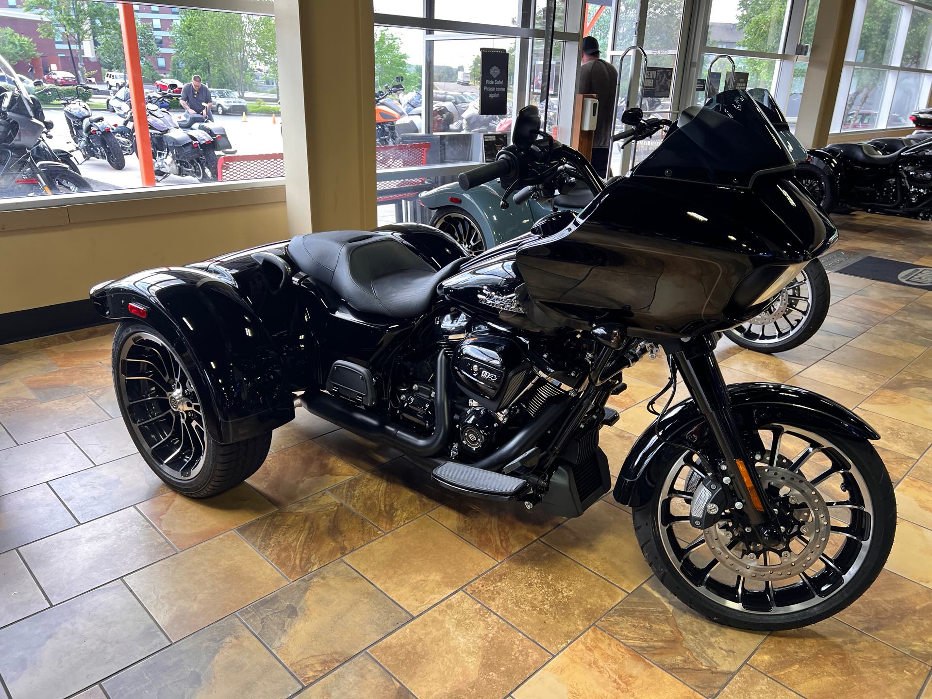 2024 Harley-Davidson Trike Road Glide 3 at Man O'War Harley-Davidson®