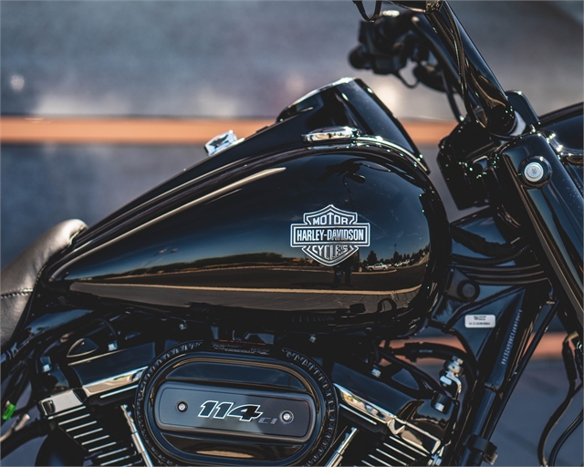 2022 Harley-Davidson Road King Special at Speedway Harley-Davidson