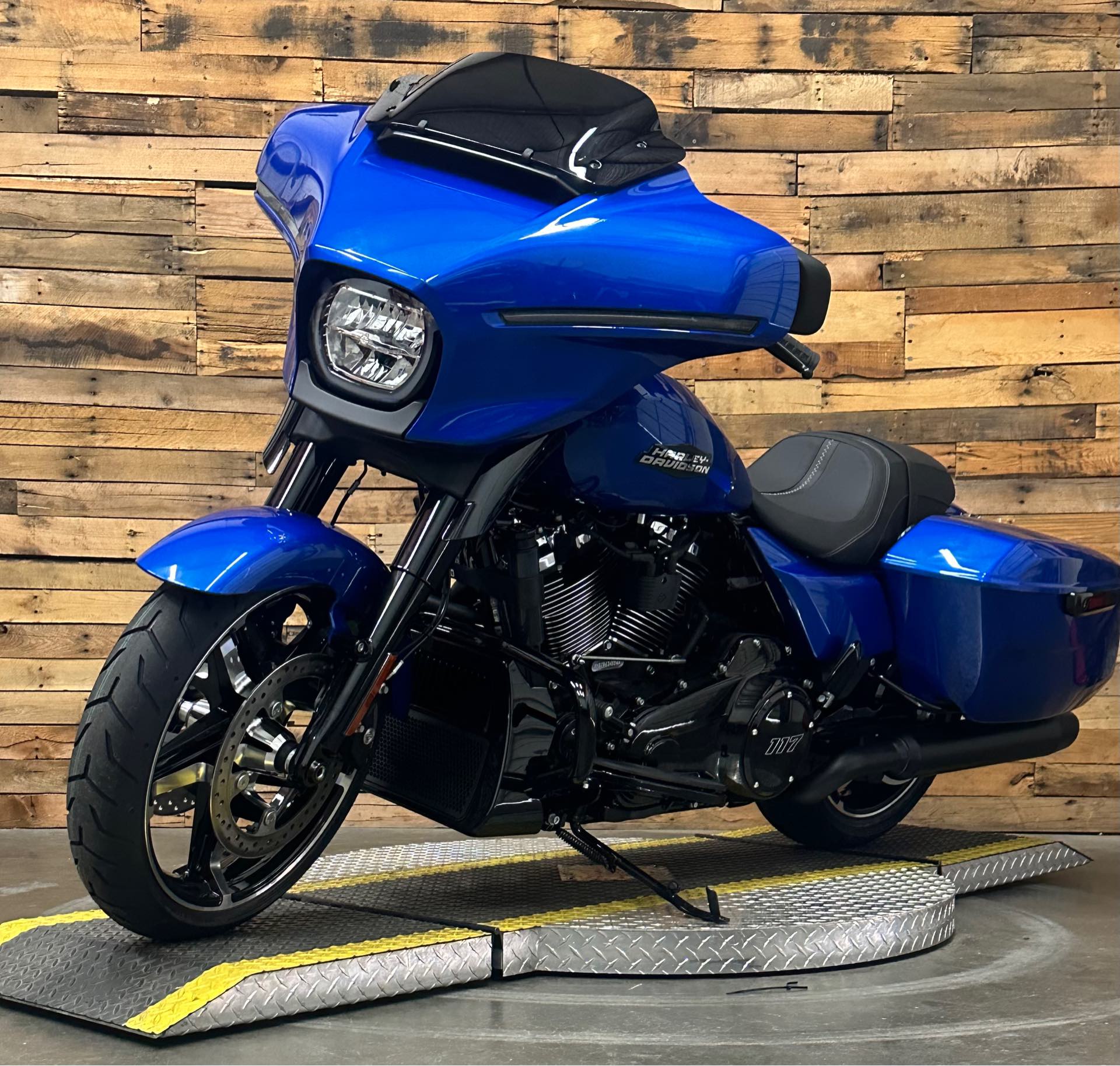 2024 Harley-Davidson Street Glide Base at Lumberjack Harley-Davidson