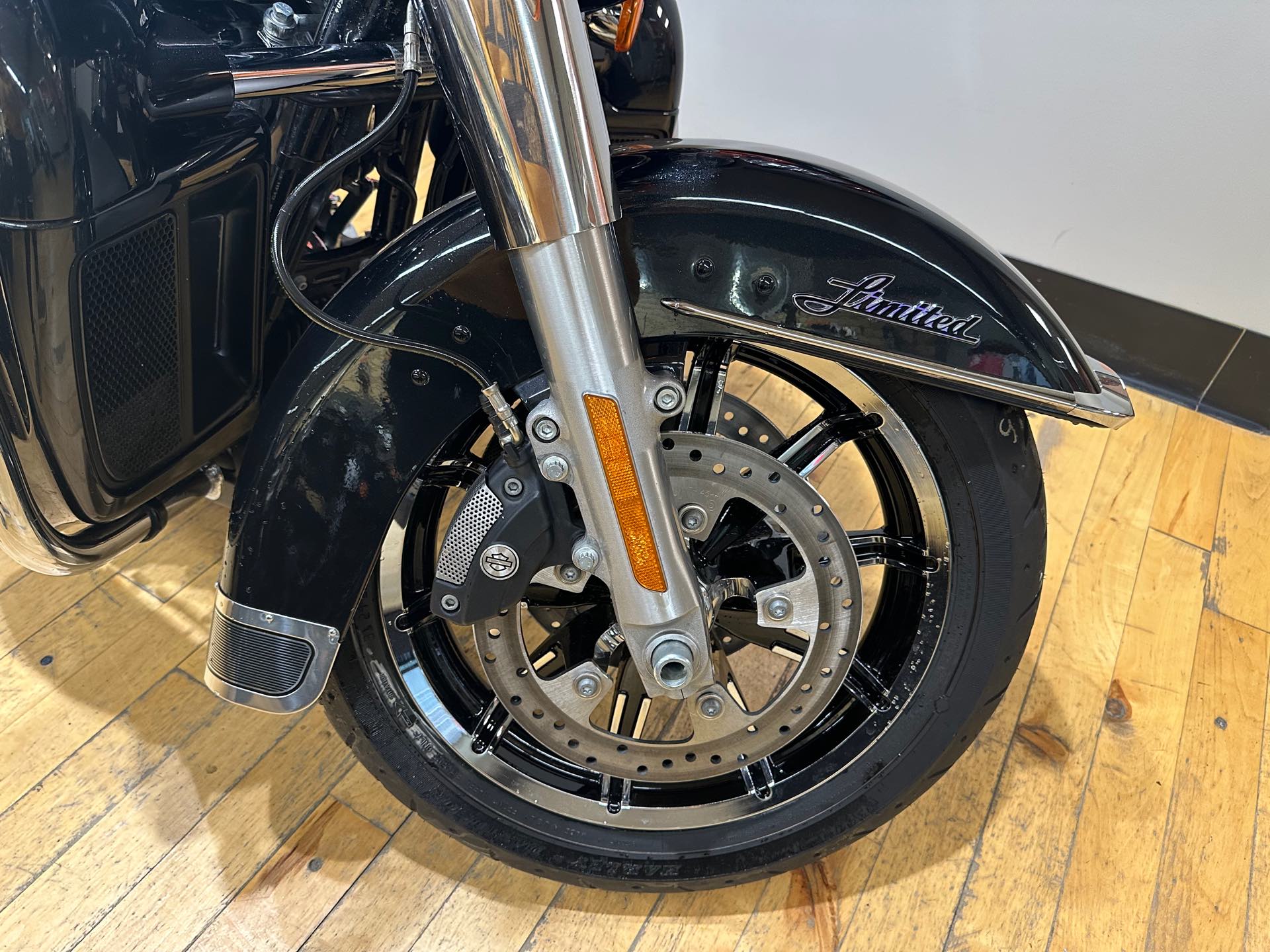 2018 Harley-Davidson Electra Glide Ultra Limited Low at Zips 45th Parallel Harley-Davidson