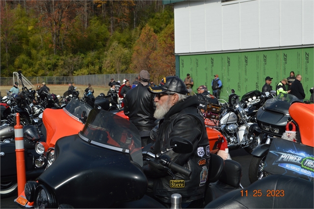 2023 Nov 25 Polk County Toy Run Photos at Smoky Mountain HOG