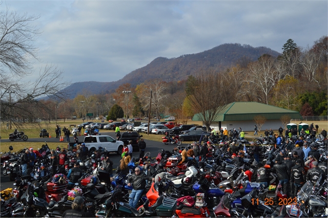 2023 Nov 25 Polk County Toy Run Photos at Smoky Mountain HOG