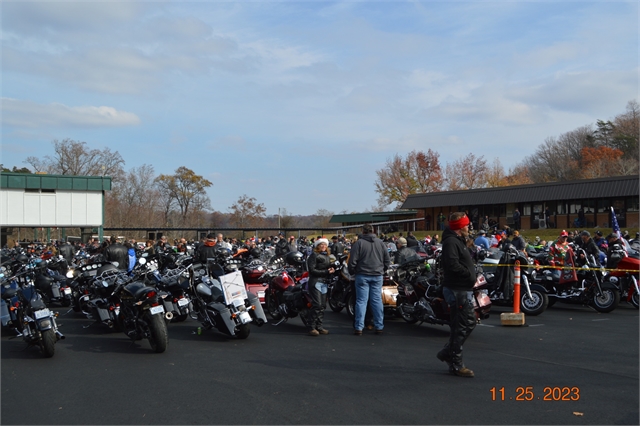 2023 Nov 25 Polk County Toy Run Photos at Smoky Mountain HOG