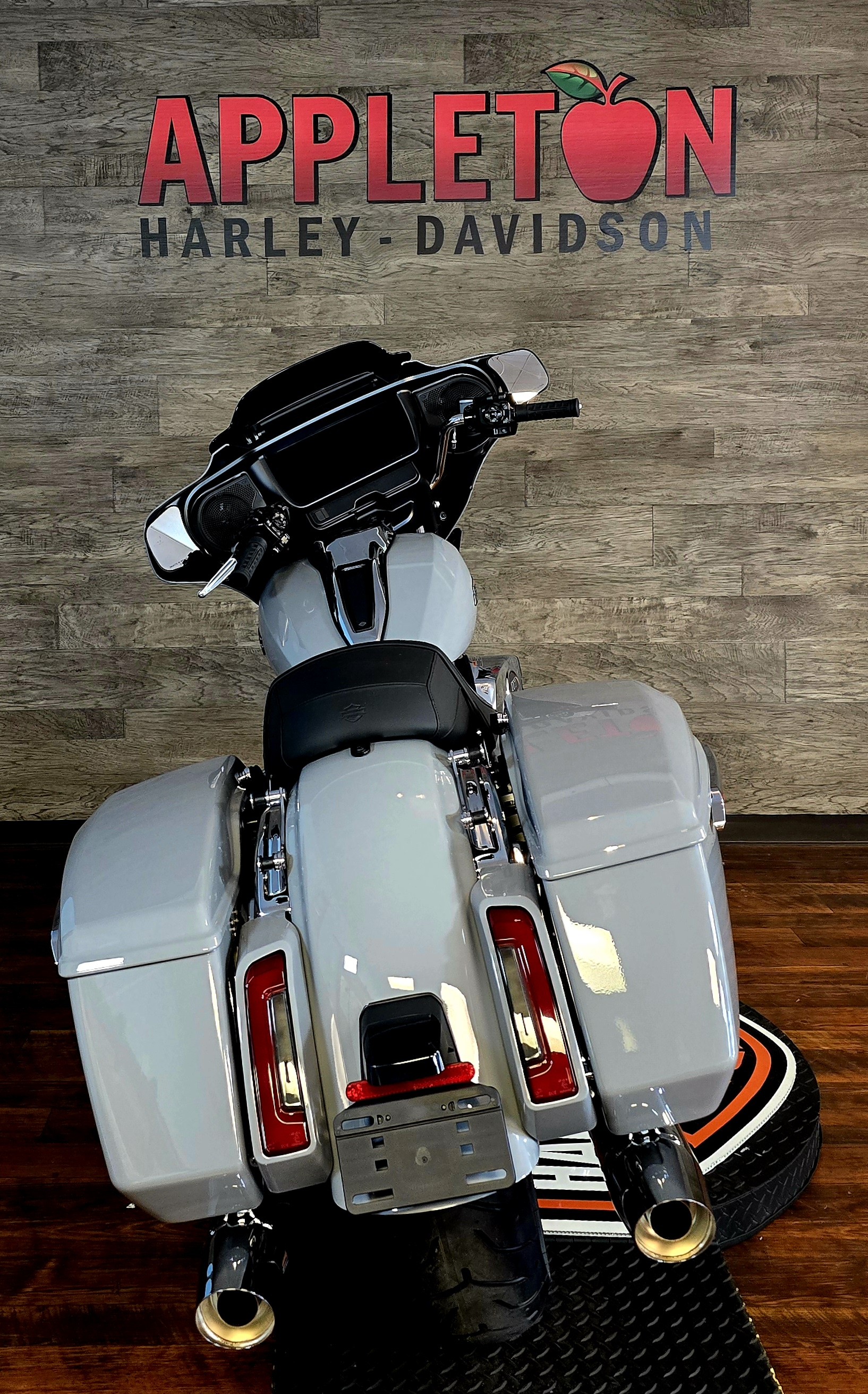 2024 Harley-Davidson Street Glide Base at Appleton Harley-Davidson