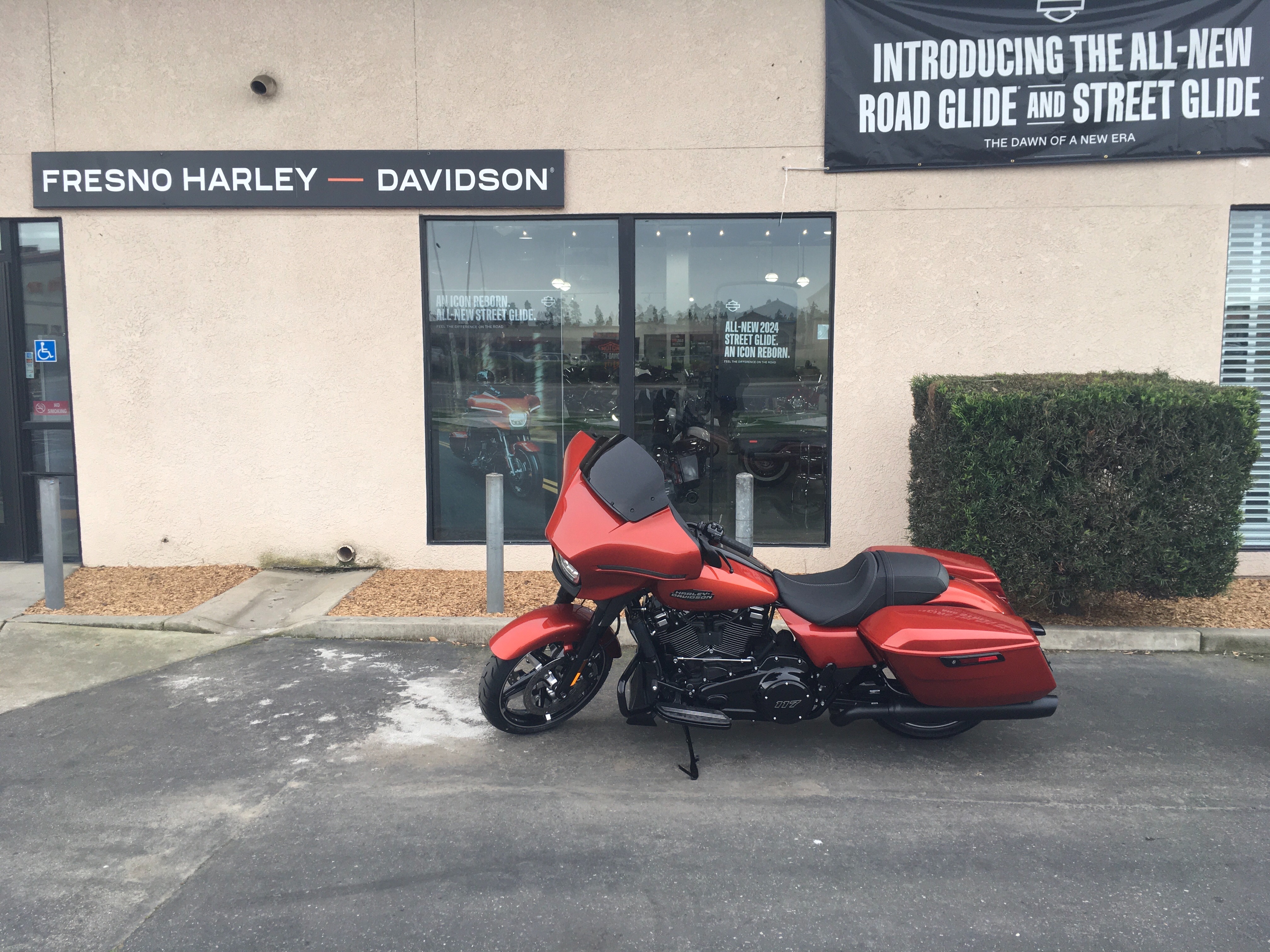 2024 Harley-Davidson Street Glide Base at Fresno Harley-Davidson