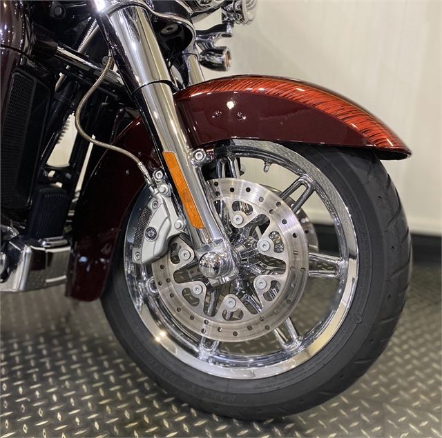 2014 Harley-Davidson Electra Glide CVO Limited at Gasoline Alley Harley-Davidson