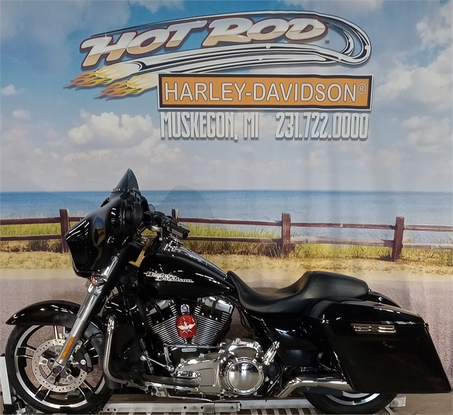 2016 Harley-Davidson Street Glide Base at Hot Rod Harley-Davidson