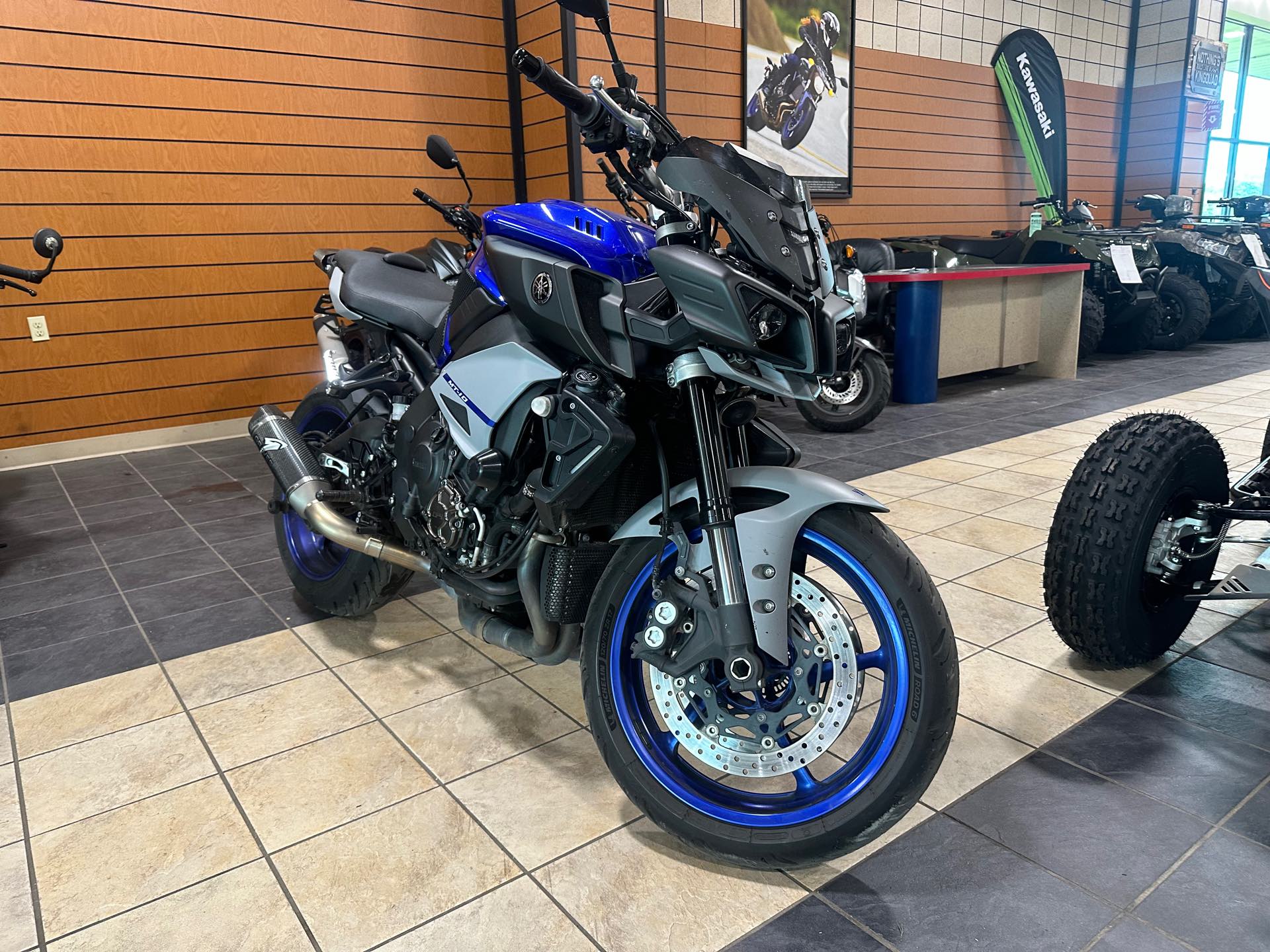 2021 Yamaha MT 10 at Wood Powersports Fayetteville