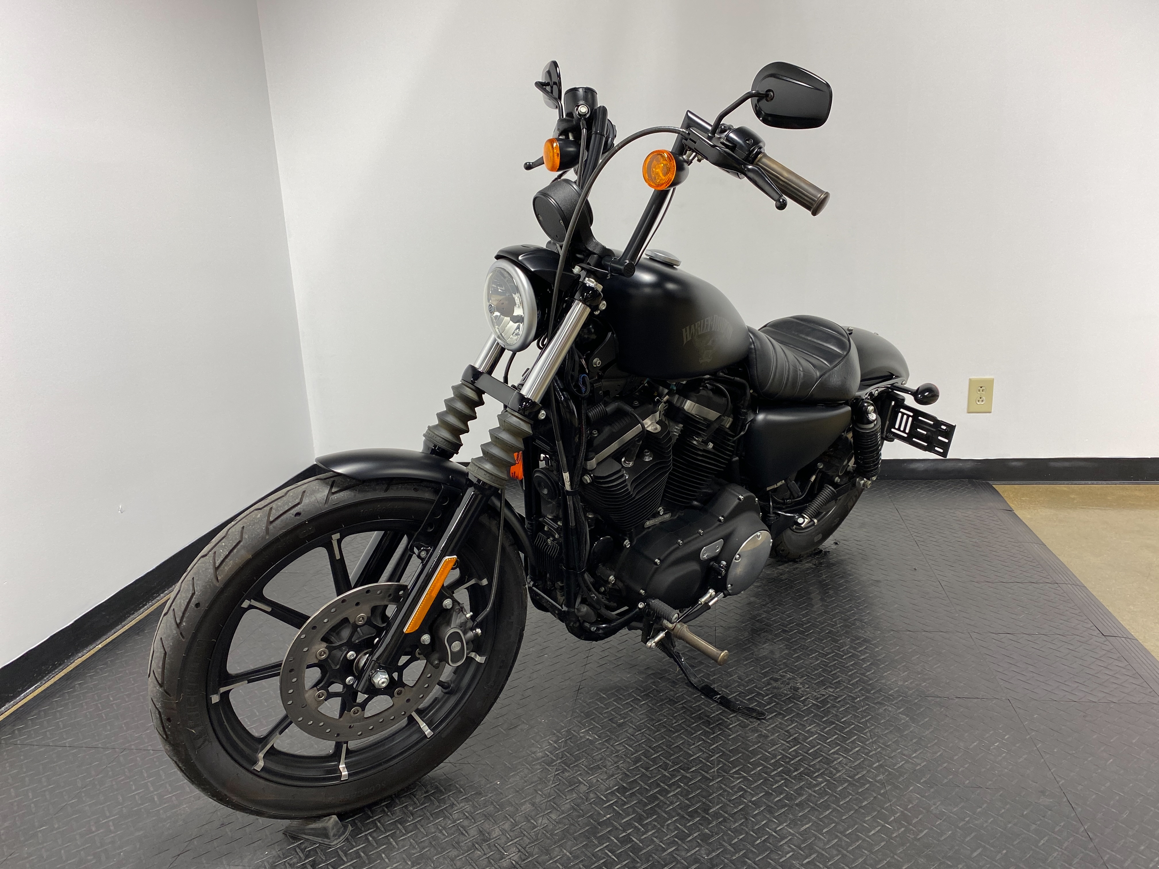 2018 Harley-Davidson Sportster Iron 883 at Cannonball Harley-Davidson