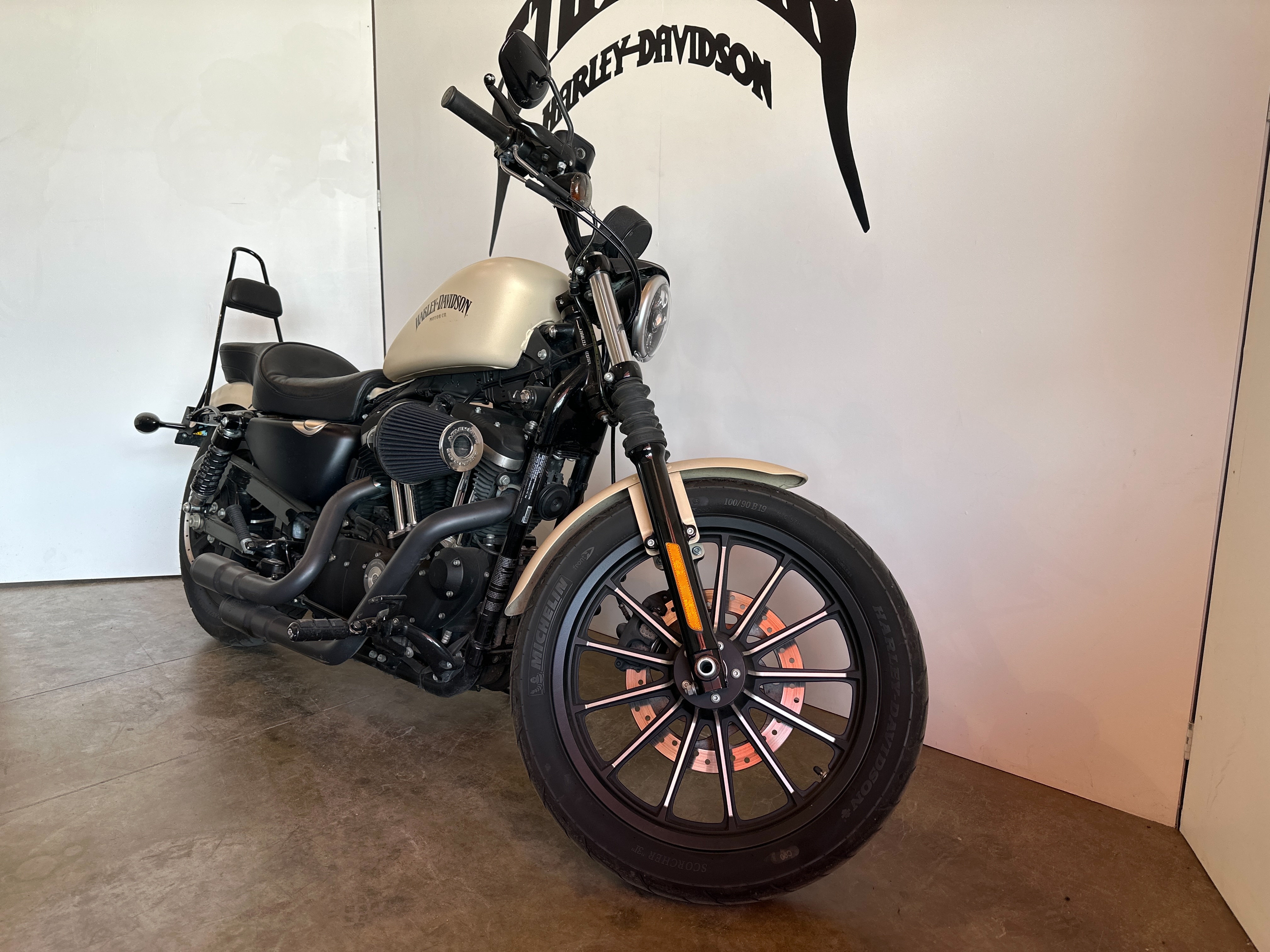 2014 Harley-Davidson Sportster Iron 883 at Stutsman Harley-Davidson