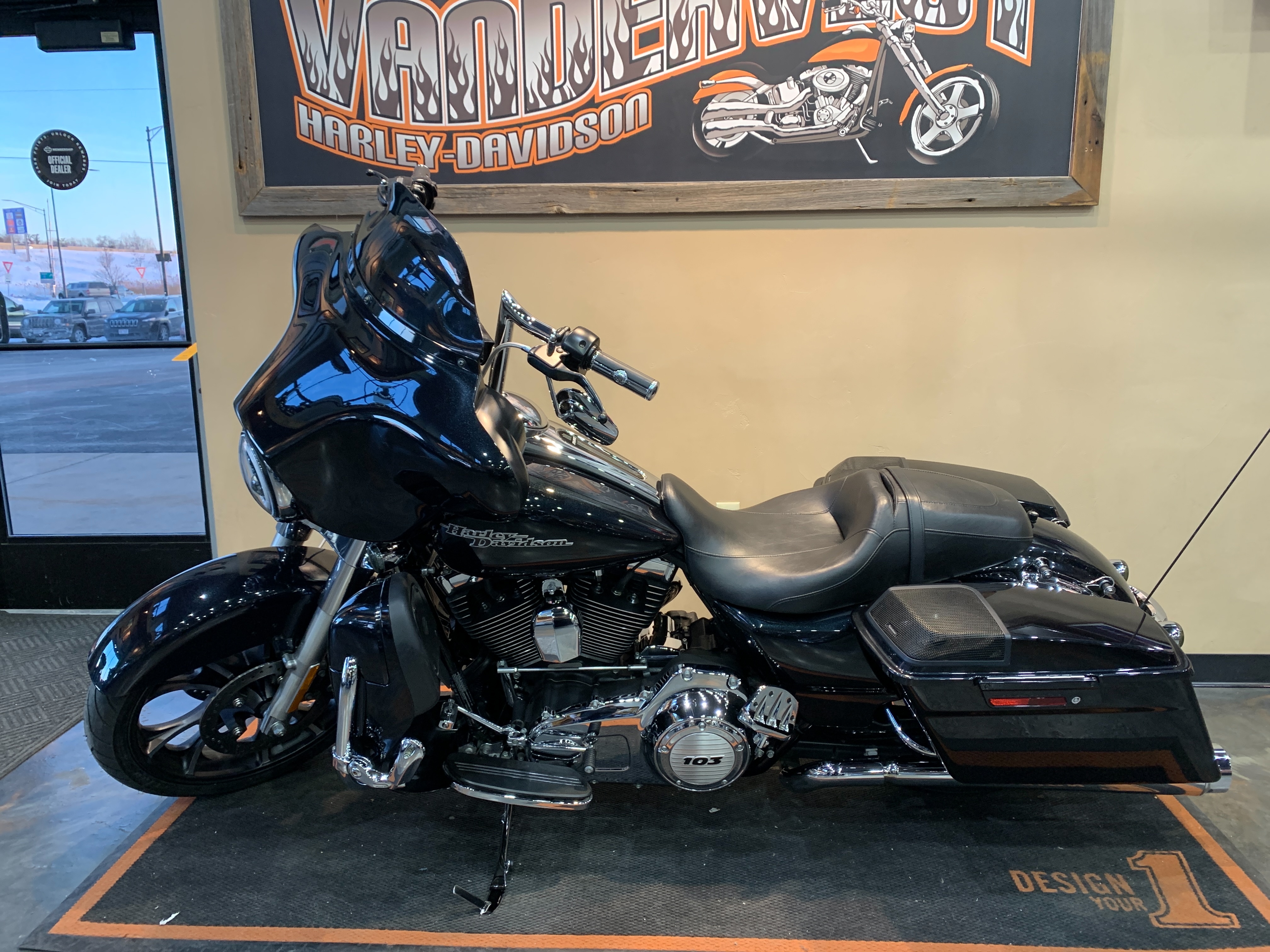 2013 Harley-Davidson Street Glide Base at Vandervest Harley-Davidson, Green Bay, WI 54303