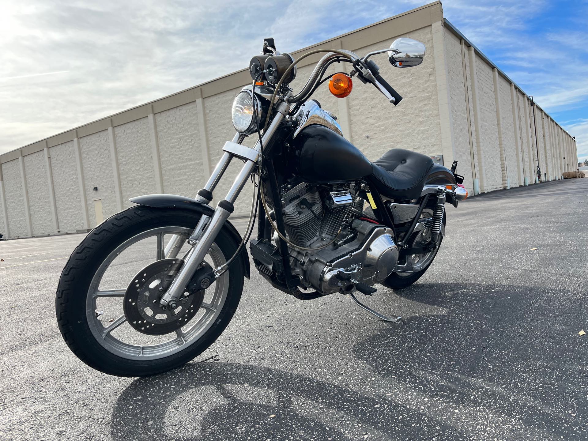 1985 Harley-Davidson FXRS at Mount Rushmore Motorsports