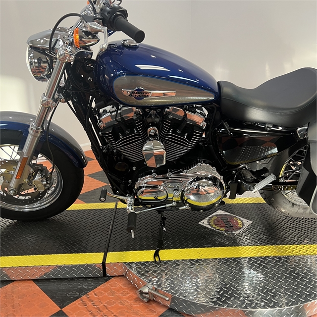 2017 Harley-Davidson Sportster 1200 Custom at Harley-Davidson of Indianapolis