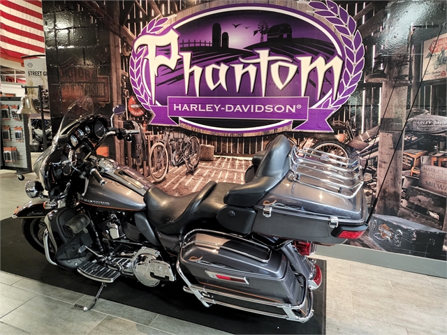 2014 Harley-Davidson Electra Glide Ultra Limited at Phantom Harley-Davidson