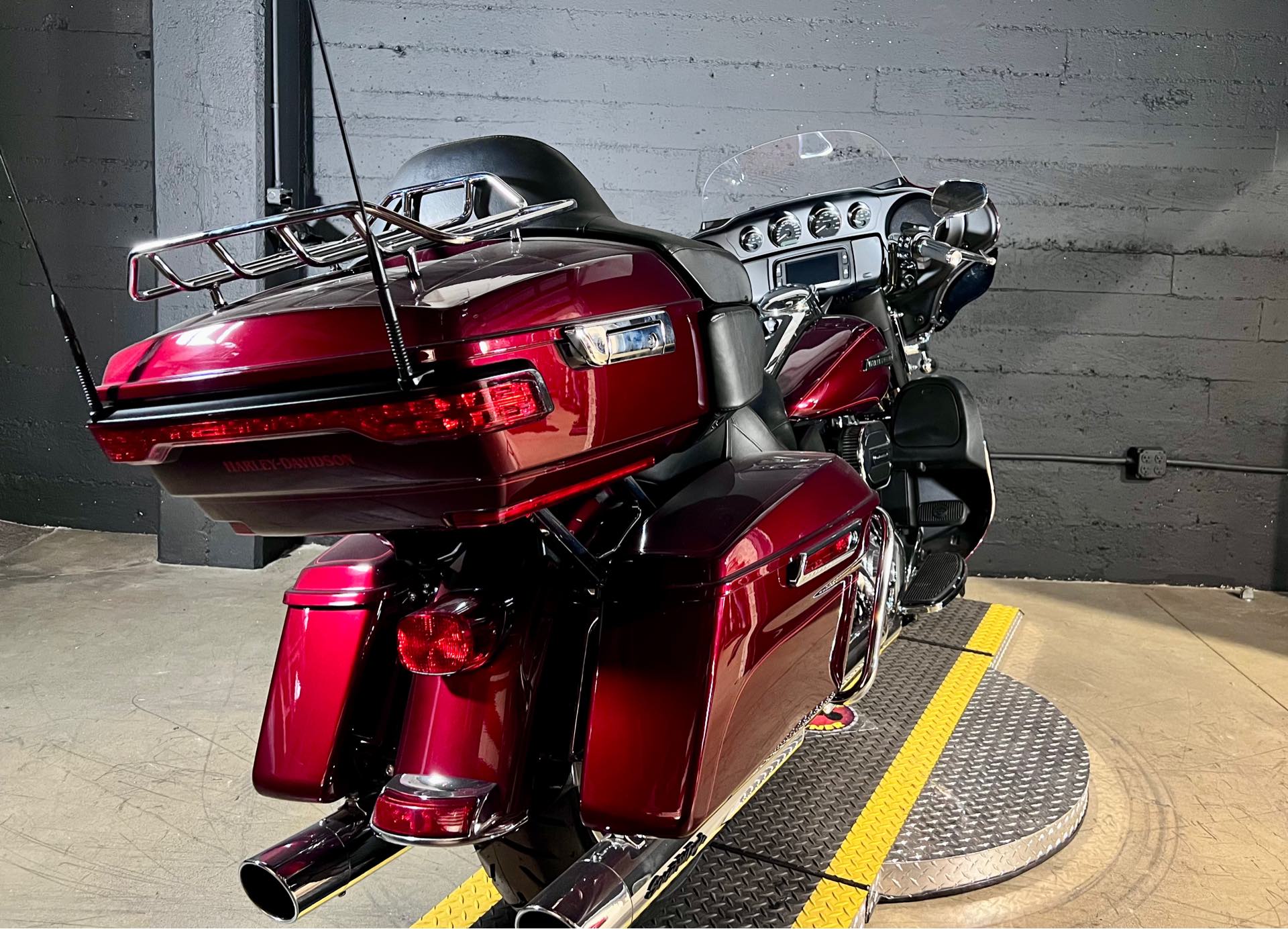 2015 Harley-Davidson Electra Glide Ultra Classic Low at San Francisco Harley-Davidson