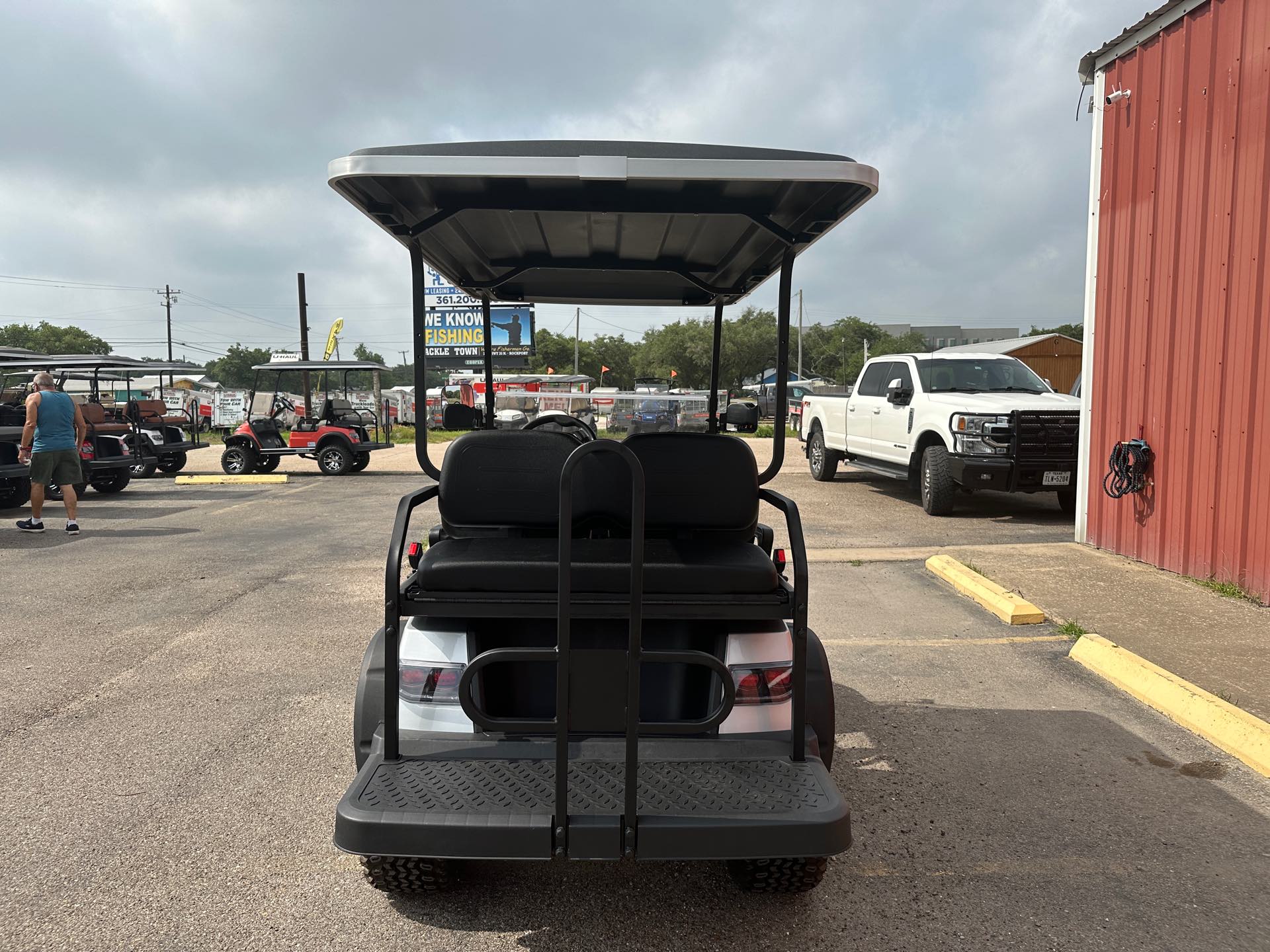 2024 Advanced EV Advent 4L at Clements Carts