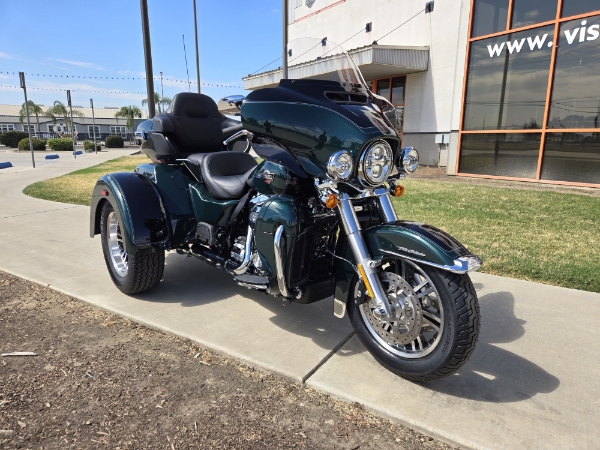 2024 Harley-Davidson Trike Tri Glide Ultra at Visalia Harley-Davidson