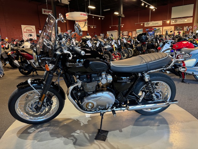 2023 Triumph Bonneville T120 Base at Martin Moto