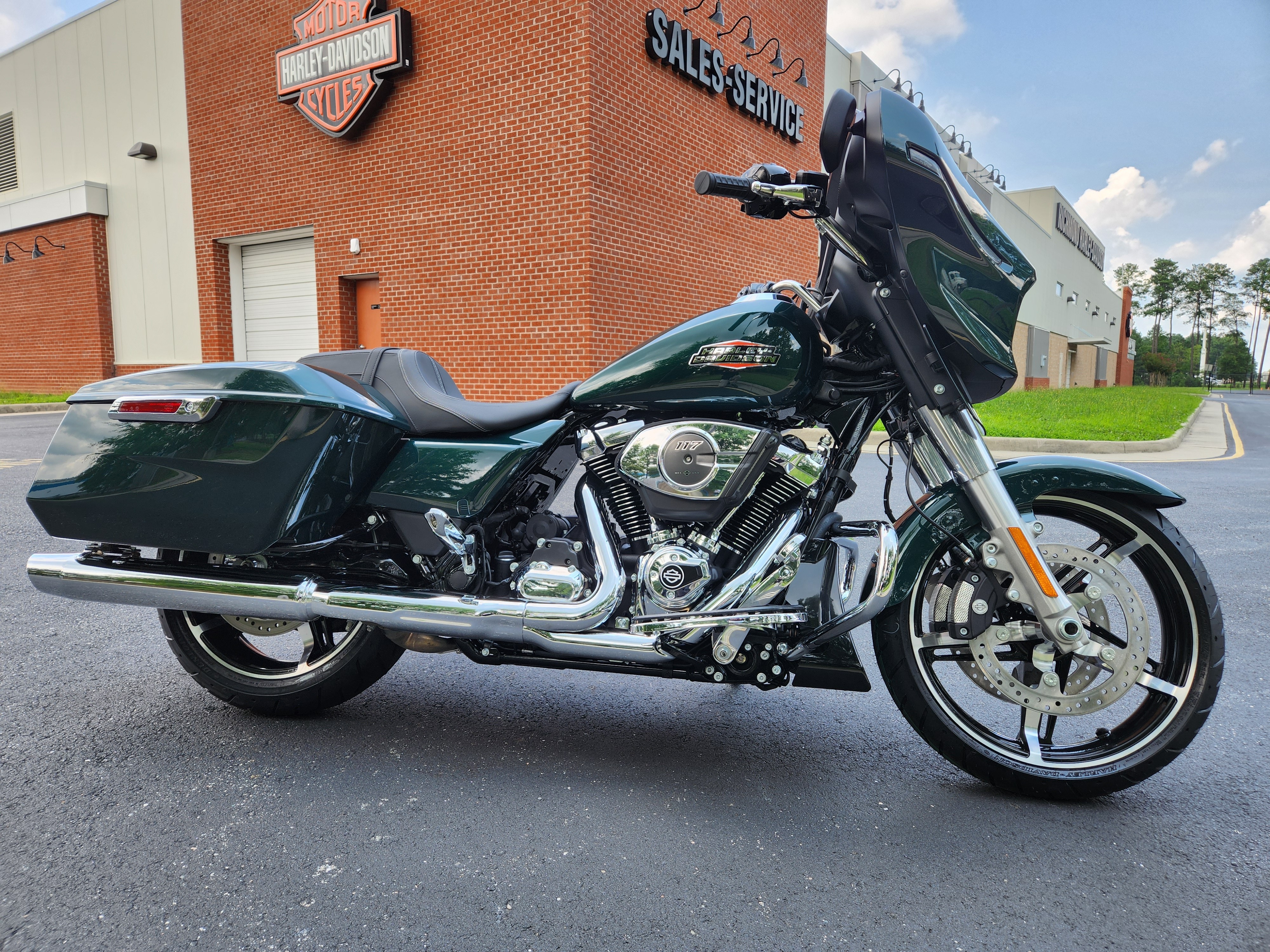 2024 Harley-Davidson Street Glide Base at Richmond Harley-Davidson