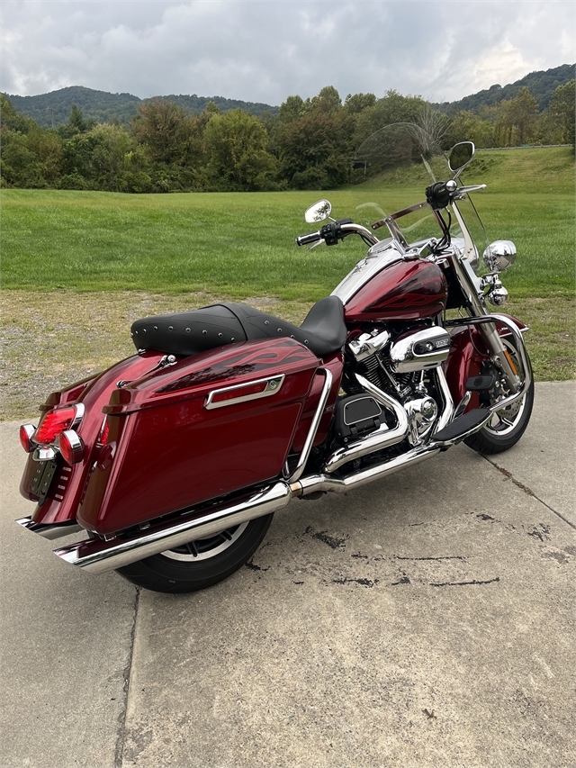 2017 Harley-Davidson Road King Base at Harley-Davidson of Asheville