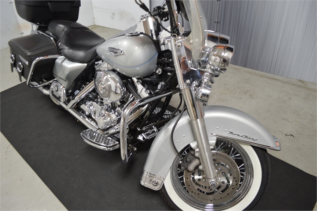 2005 Harley-Davidson Road King Classic at Suburban Motors Harley-Davidson