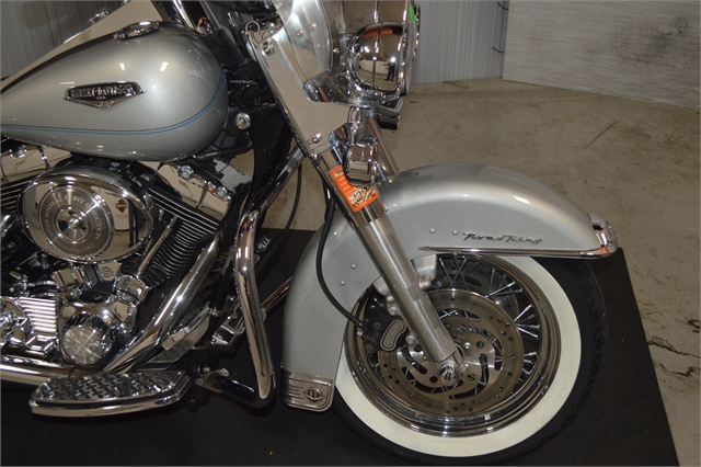 2005 Harley-Davidson Road King Classic at Suburban Motors Harley-Davidson