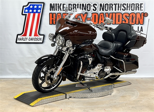 2019 Harley-Davidson Electra Glide CVO Limited at Mike Bruno's Northshore Harley-Davidson