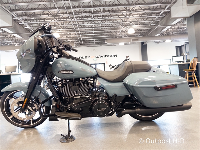 2024 HARLEY DAVIDSON FLHX at Outpost Harley-Davidson