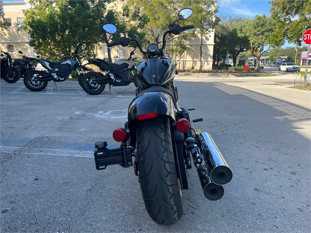 2022 Indian Chief Bobber Base at Fort Lauderdale