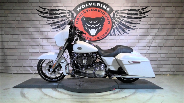 2022 Harley-Davidson Street Glide Special at Wolverine Harley-Davidson