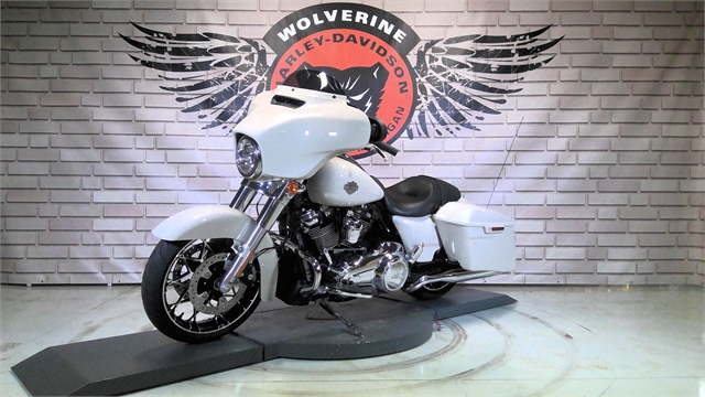 2022 Harley-Davidson Street Glide Special at Wolverine Harley-Davidson