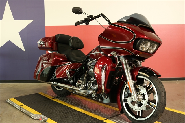 2019 Harley-Davidson Road Glide Base at Texas Harley