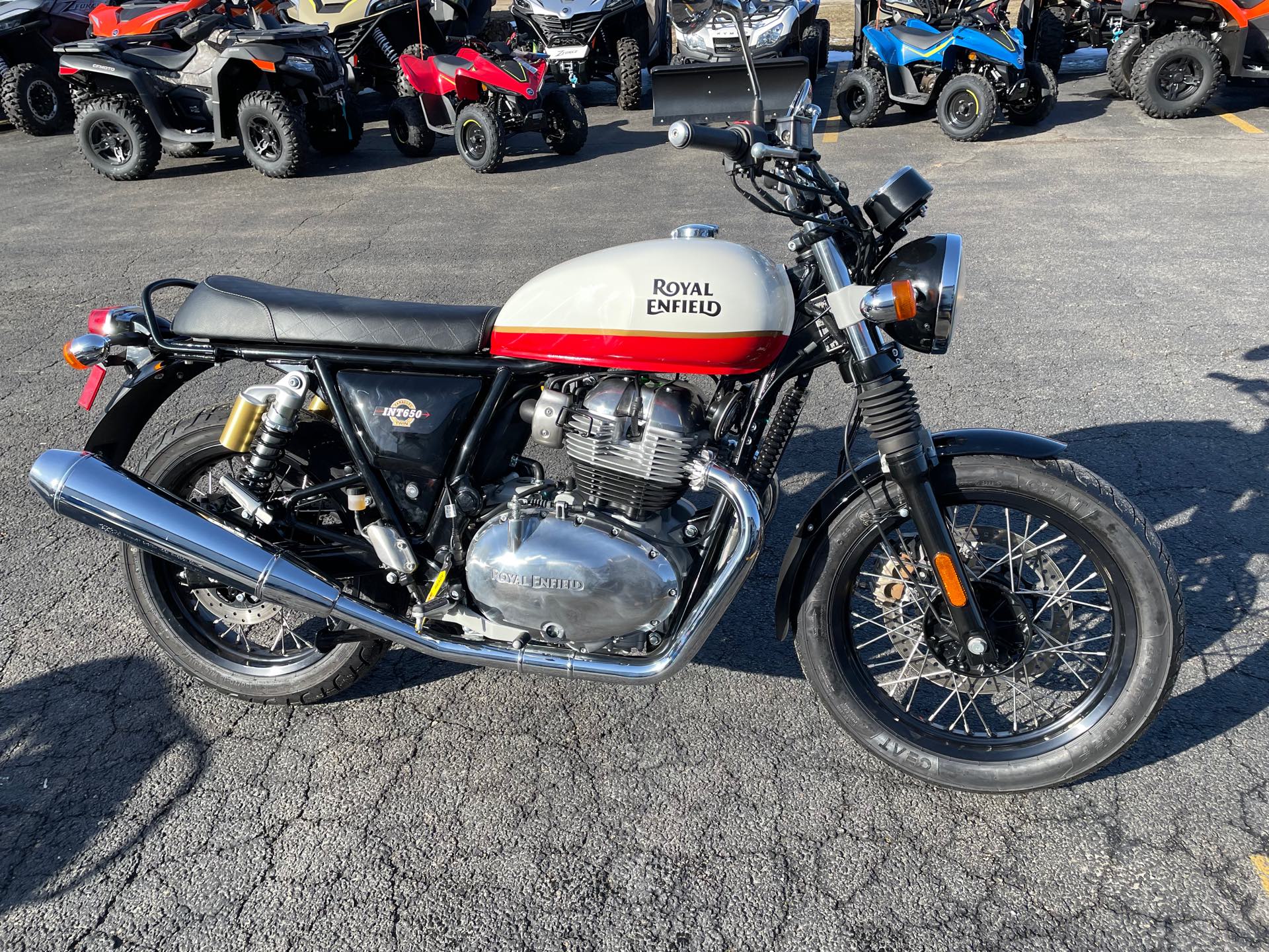 2023 Royal Enfield Twins INT650 at Randy's Cycle