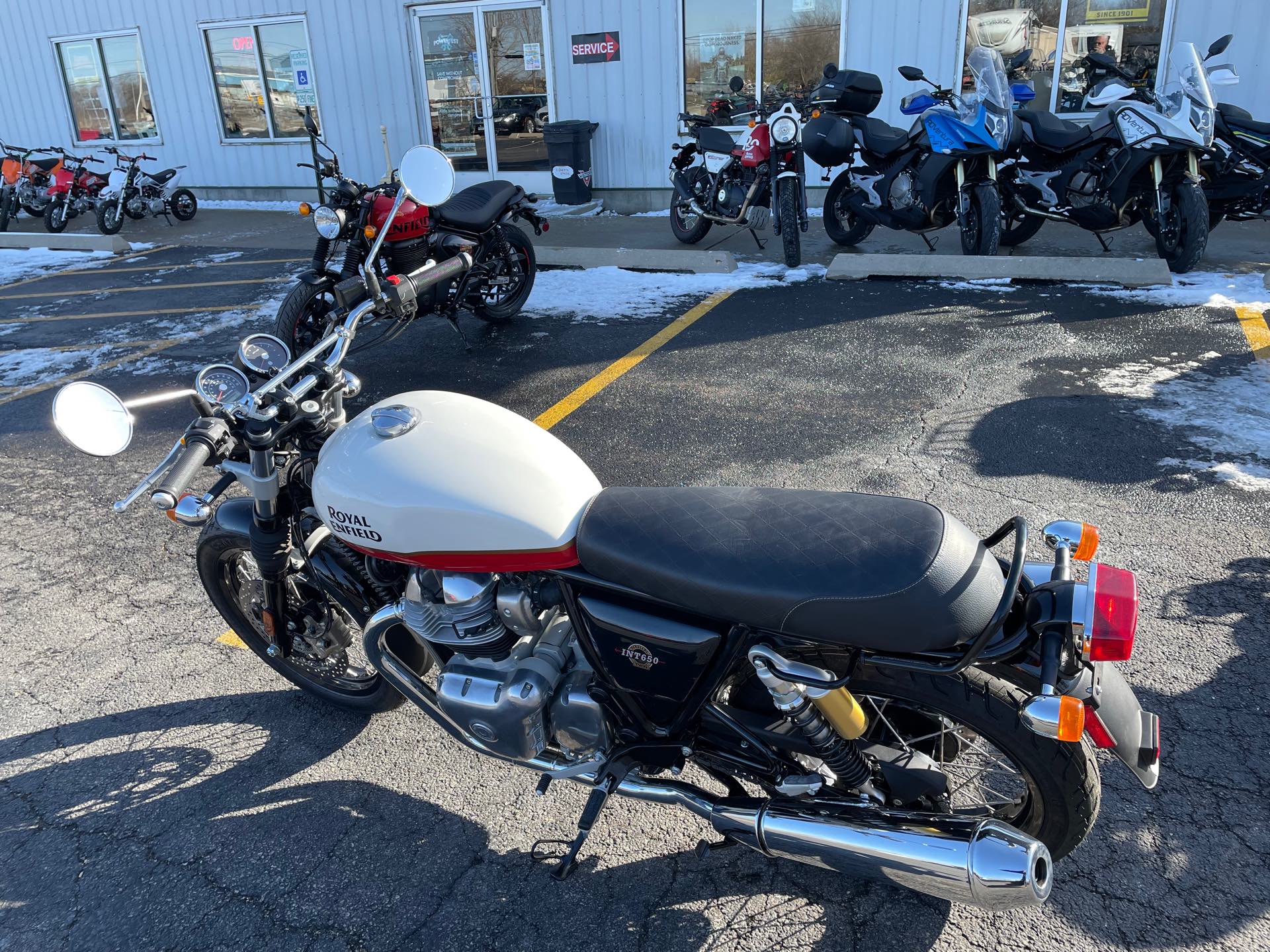 2023 Royal Enfield Twins INT650 at Randy's Cycle