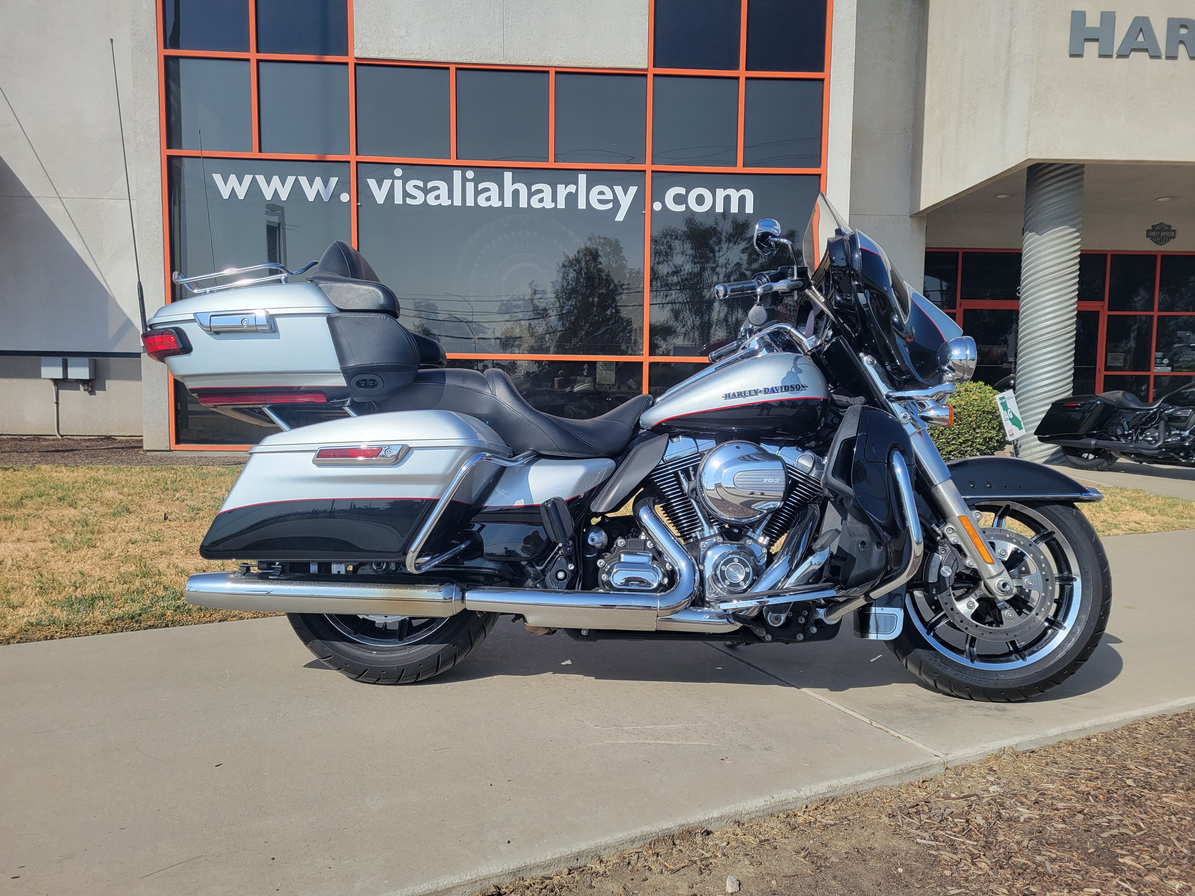 2015 Harley-Davidson Electra Glide Ultra Limited Low at Visalia Harley-Davidson