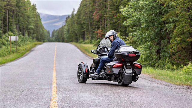 2024 Can-Am Spyder F3 at Paulson's Motorsports