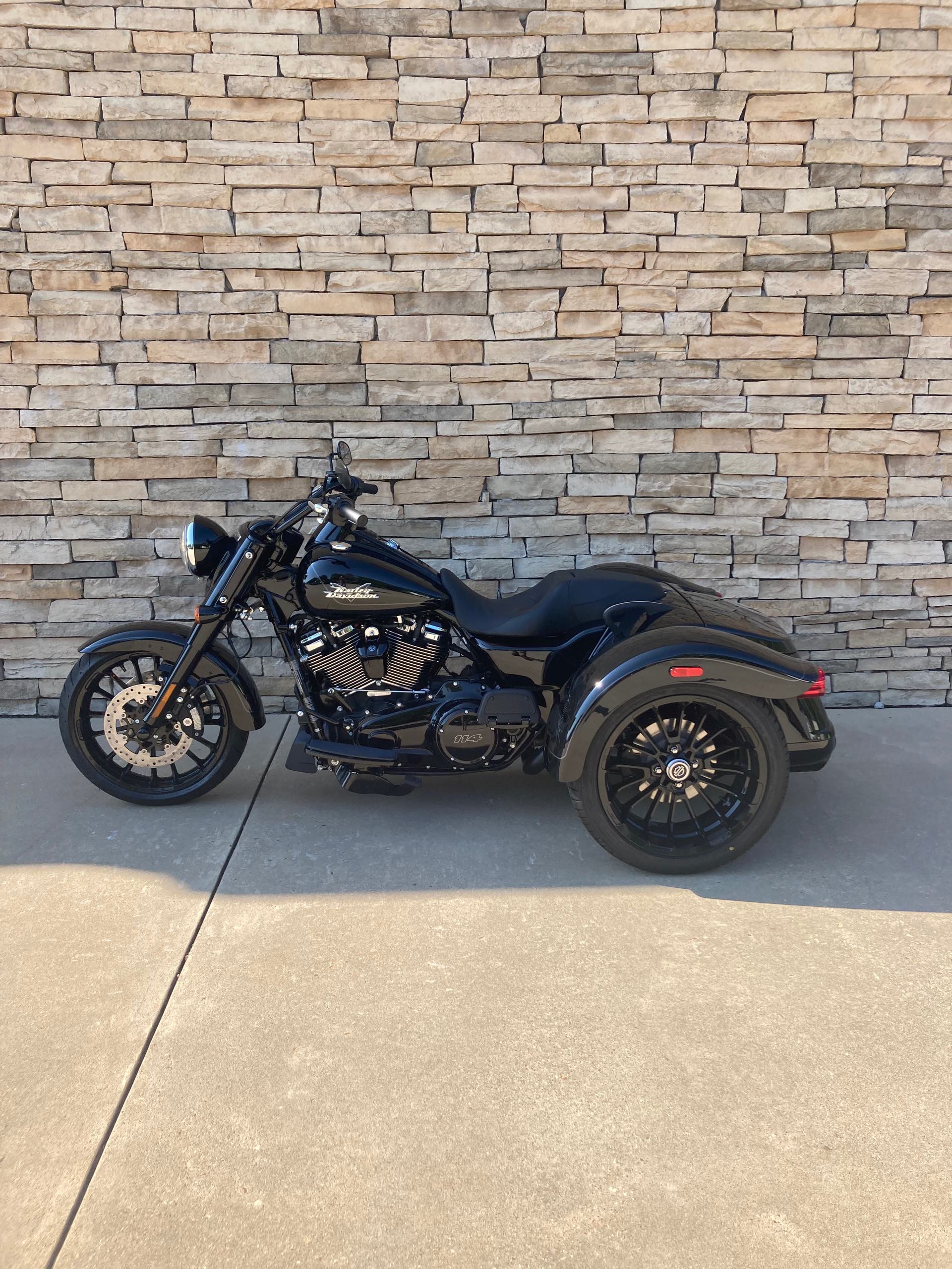 2024 Harley-Davidson Trike Freewheeler at 3 State Harley-Davidson