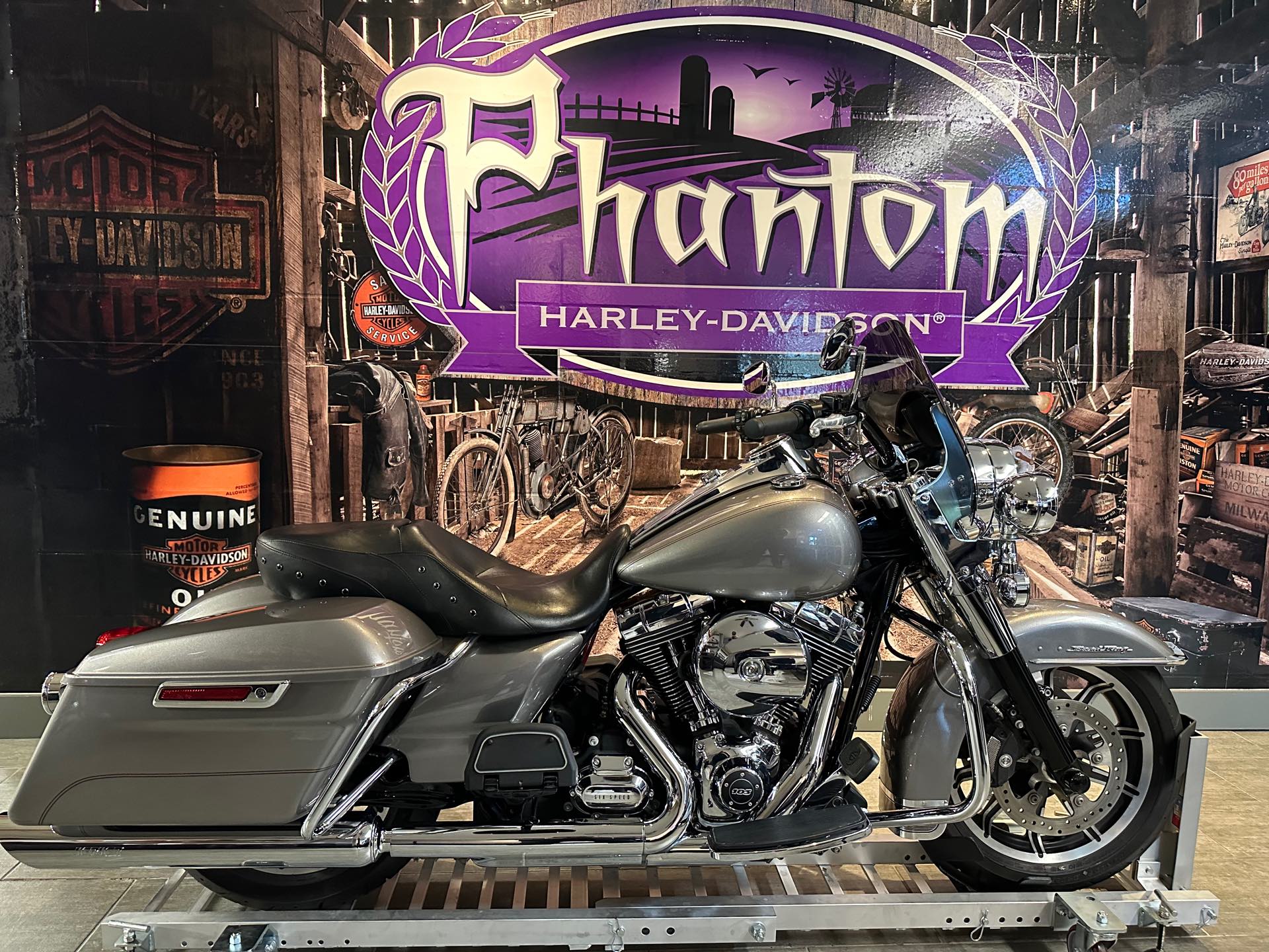 2016 Harley-Davidson Road King Base at Phantom Harley-Davidson