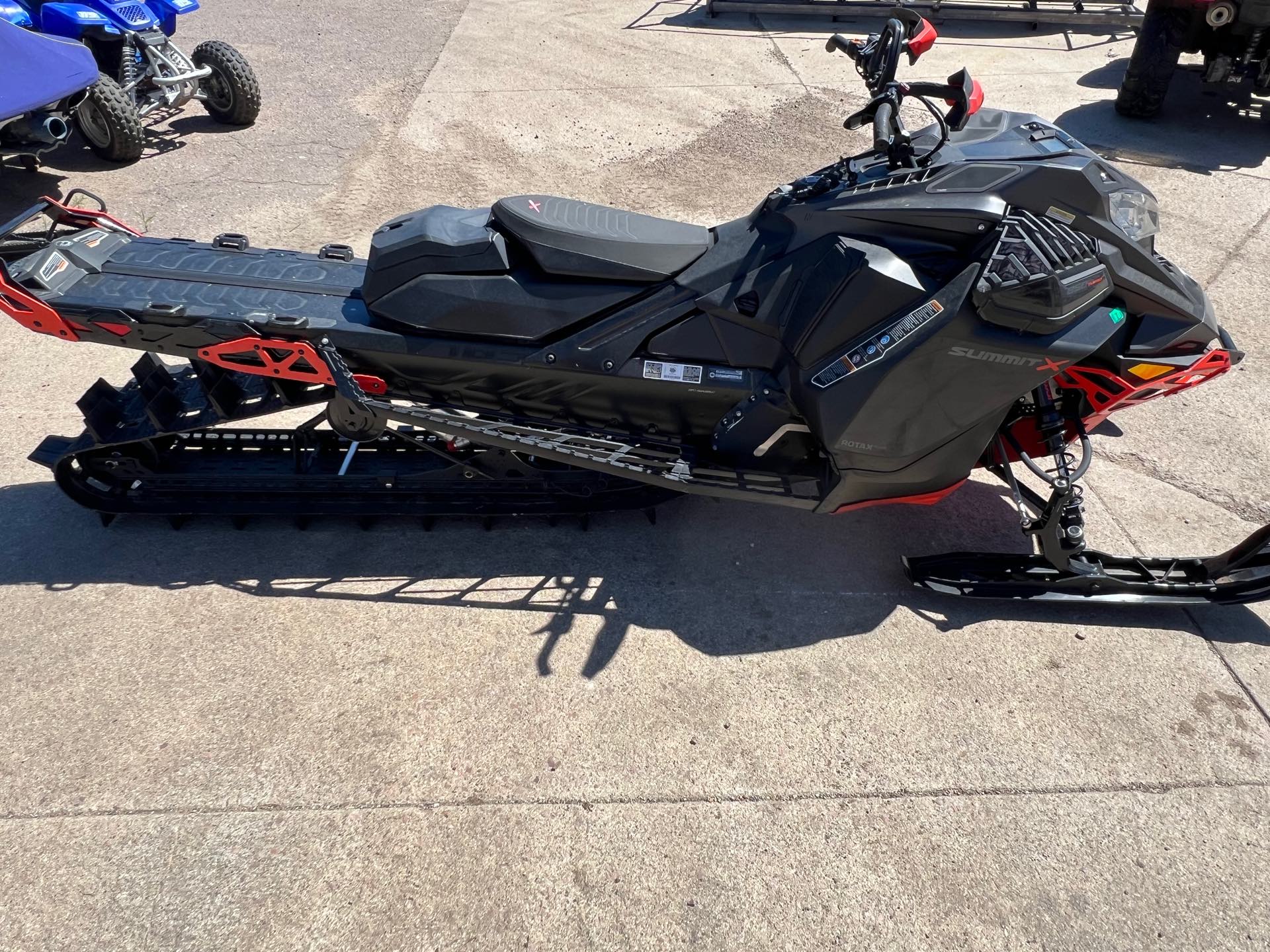 2022 Ski-Doo Summit X with Expert Package 850 E-TEC Turbo at Interlakes Sport Center