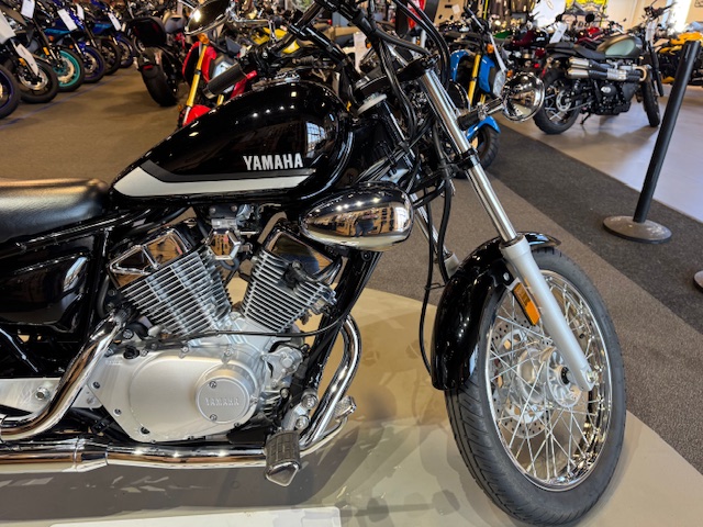 2022 Yamaha V Star 250 at Martin Moto